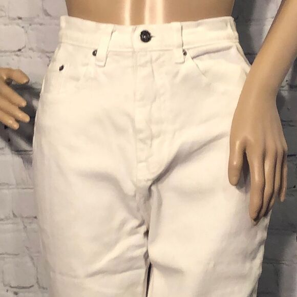 Route 66 Stretch Fit White Cropped Jeans 7… - Picture 3 of 11